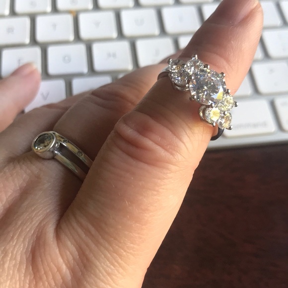 Brilliant Cut Ring “Very Impressively Sparkly”♥️ - Picture 2 of 7